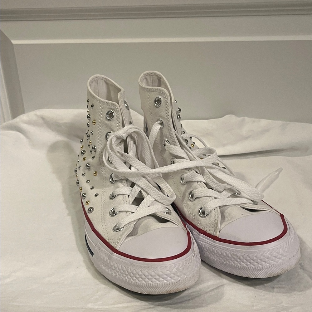 Converse CTAS White high top sneaker studded gold silver metal studs M 5 W 7 EUC - Picture 2 of 10